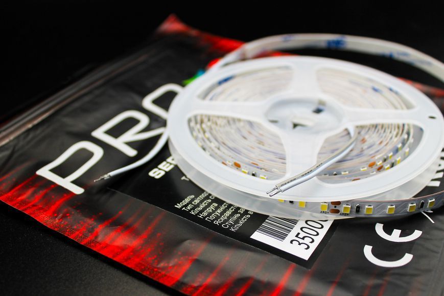 Світлодіодна LED стрічка PROLUM&trade; 24V; 2835\120; IP20; Series "SG", Білий (5500-6000К) 350021 фото
